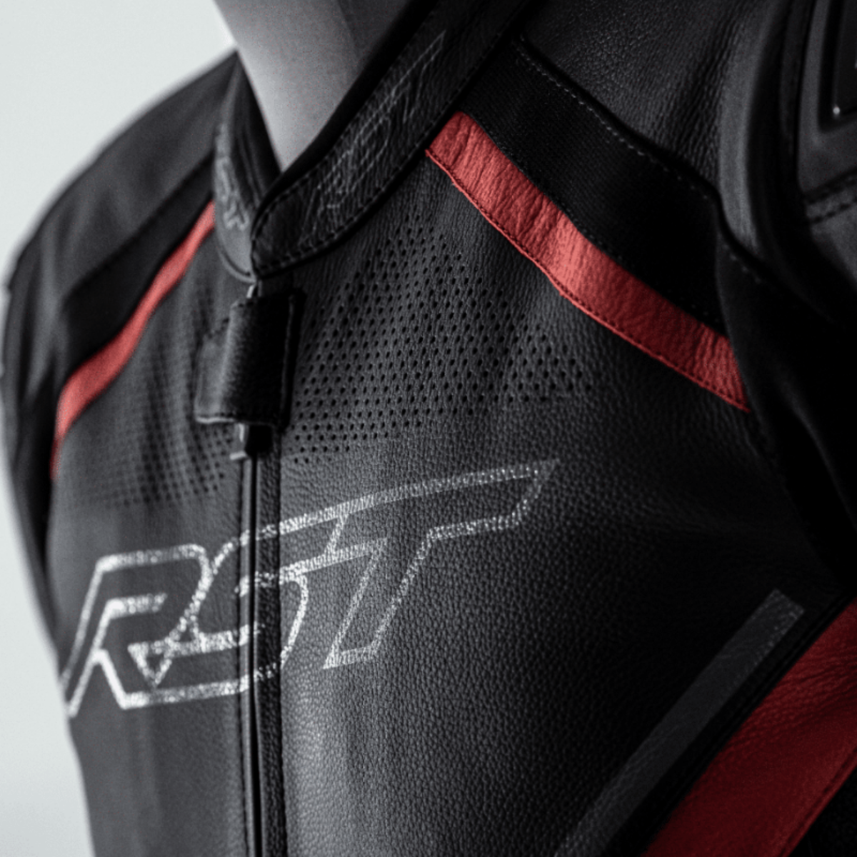 veste-rst-cuirsabreairbag-torse-rouge-15072024