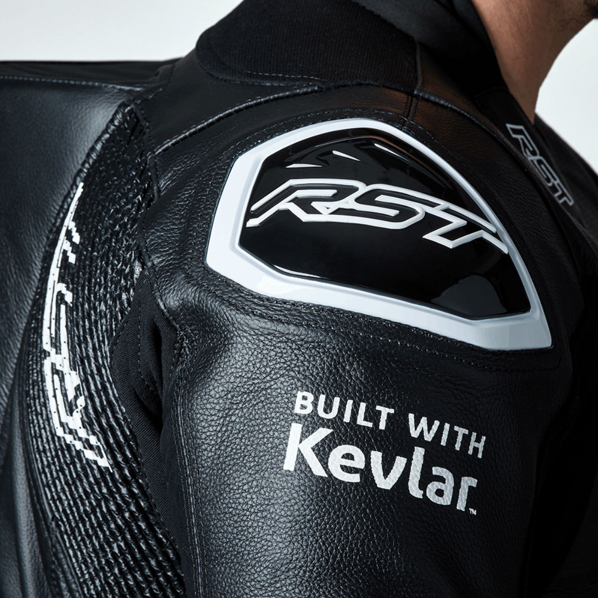 combinaison-rst-v4.1evoairbag-epaule-15072024