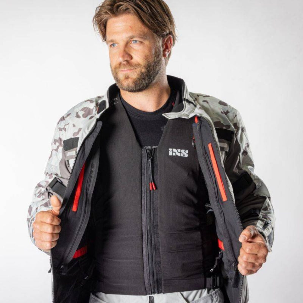 gilet-ixs-ipro1.0-mannequinface-15072024