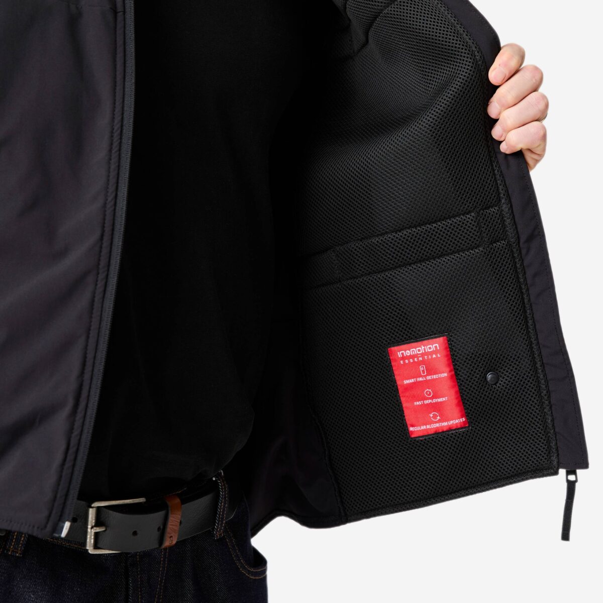 BTWIN GILET AIRBAG 960 – 8881621 – 000 — Expires on 13-01-2036(2)(3)(4)